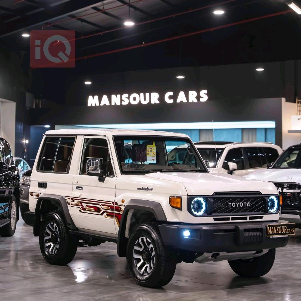 تويوتا لاند كروزر 76